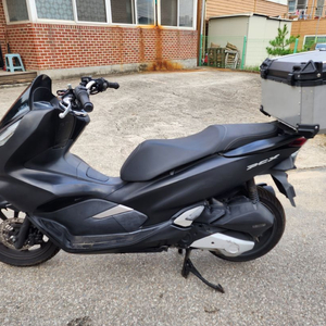 혼다 pcx125 19년형 멧블랙 판매합니다