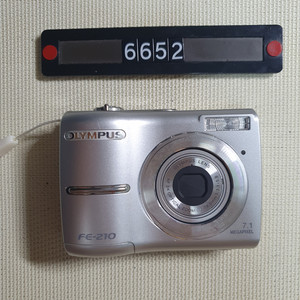 올림푸스 FE-210 디지털카메라