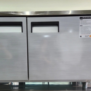 유니크 1800 테이블 냉장고 (2021년)