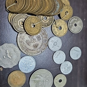 일본동전/광복30주년 기념주화100원/외국돈