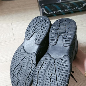 새상품.택포 줌바 신발