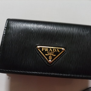 프라다여성반지갑