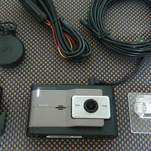 아이나비 FXD7500 블랙박스 (64GB, GPS)