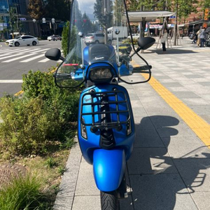 18년식 베스파 스프린트125cc(맷블루)블랙에디션 팝