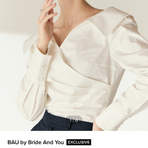 BAU ELLIE V-neck blouse 네고가능