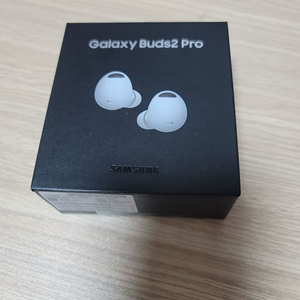 버즈2프로 화이트