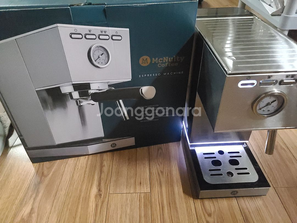 맥널티 6878s 커피머신+용품 판매합니다--0