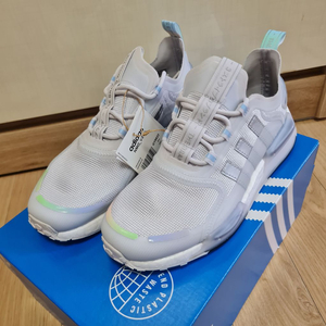 아디다스 NMD V2 235 240