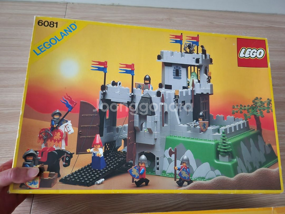 레고 올드캐슬 6086비룡성,6081유령의성 판매합니다--2