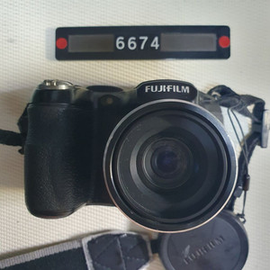 후지 파인픽스 S 1700 디지털카메라 AA 건전지사용