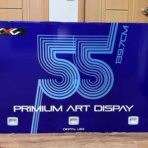 4K UHD 55 인치 모니터 팝니다