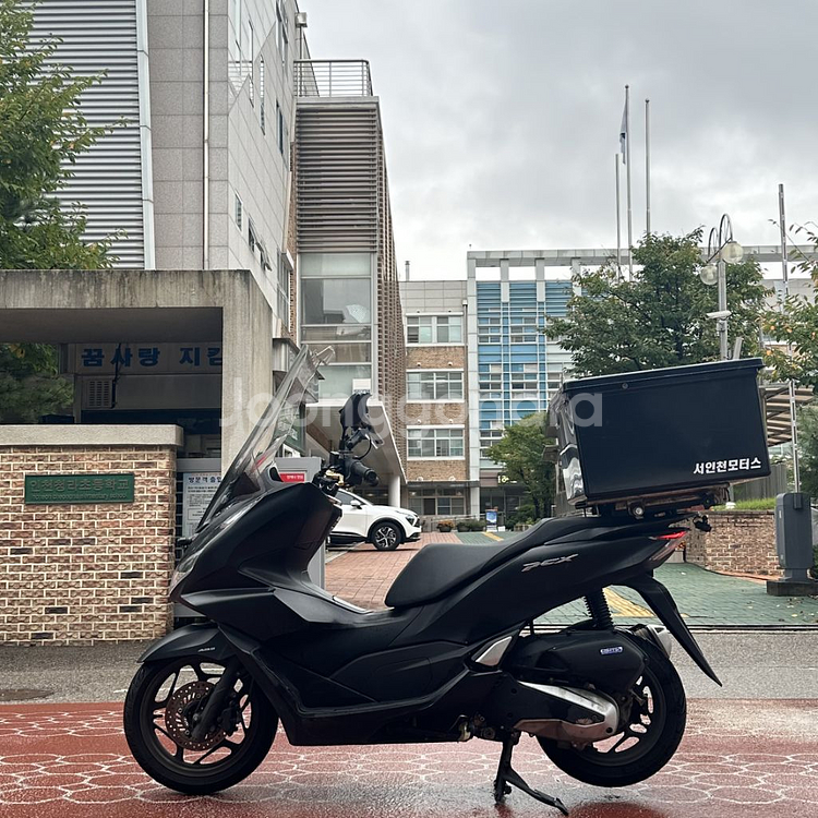 pcx125 22년식 블랙 차량 판매합니다--1