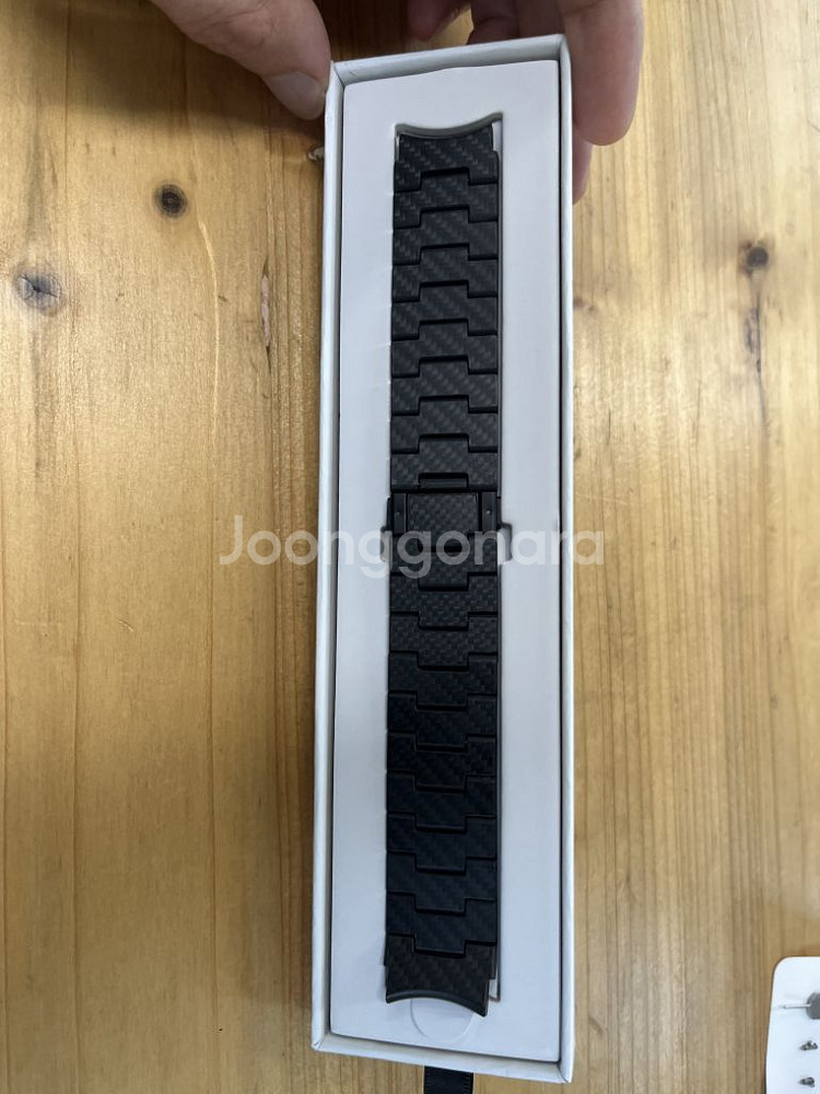 갤럭시워치 20mm 공용 피타카 카본 스트랩--2