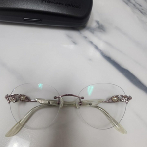 일본 수입 무테 진주 안경