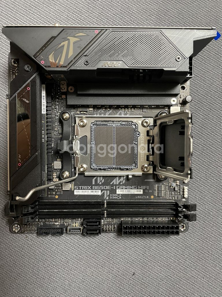 ASUS ROG STRIX B650E-I 메인보드 팜--3