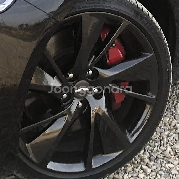 제네시스 G70 19인치 휠--1