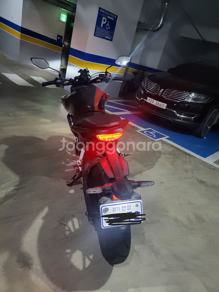 CB125R--3