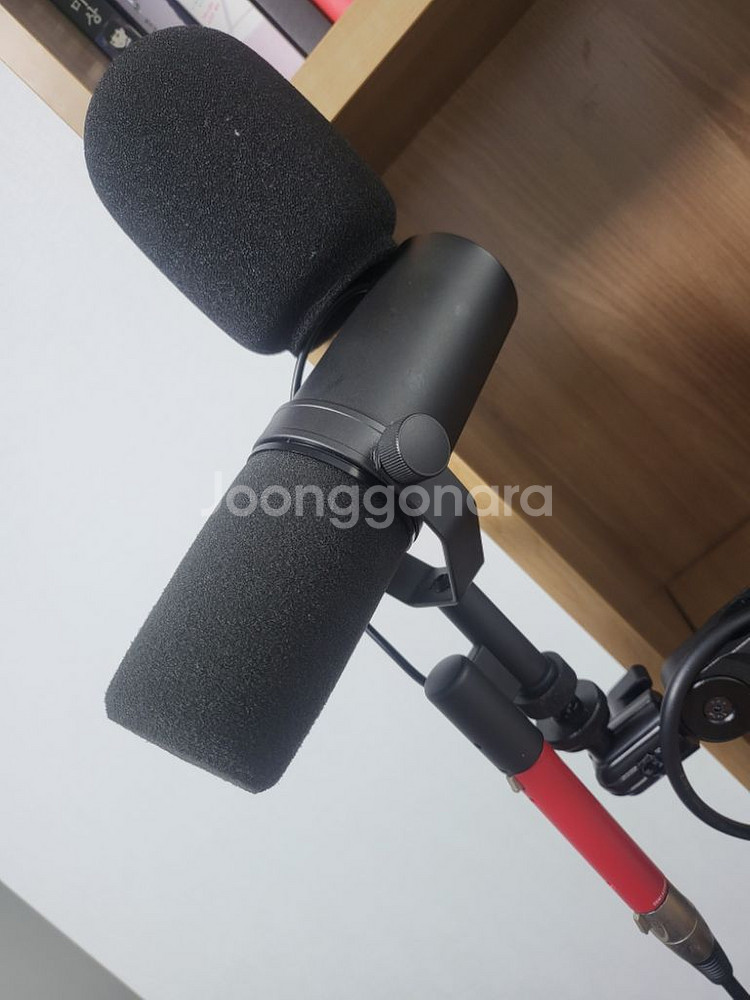Shure SM7B +DM1 프리앰프--1