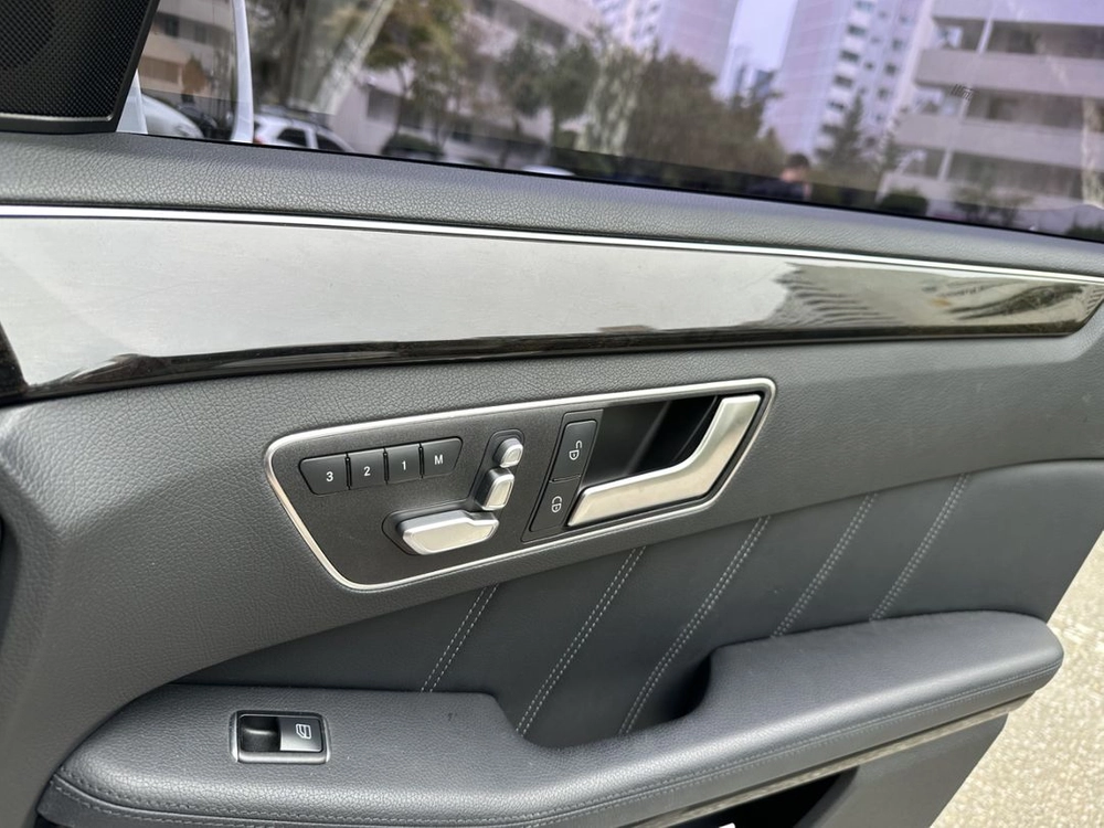 벤츠 E220 CDI 2014년식 이미지