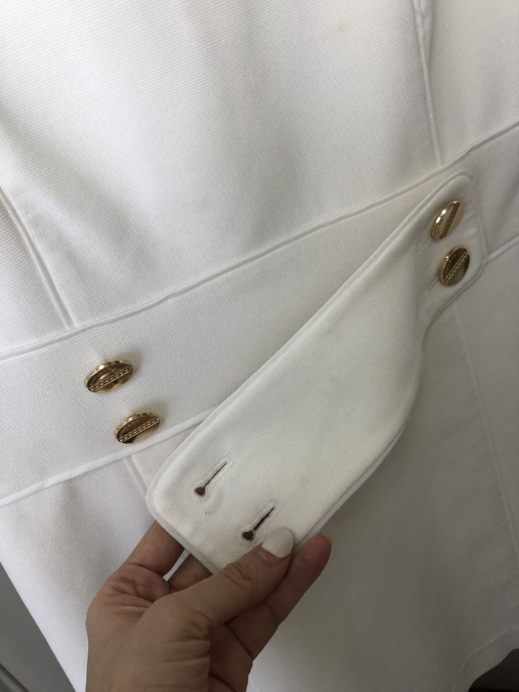 [해외브랜드]럭셔리 골드버튼 심플 화이트 원피스M--1