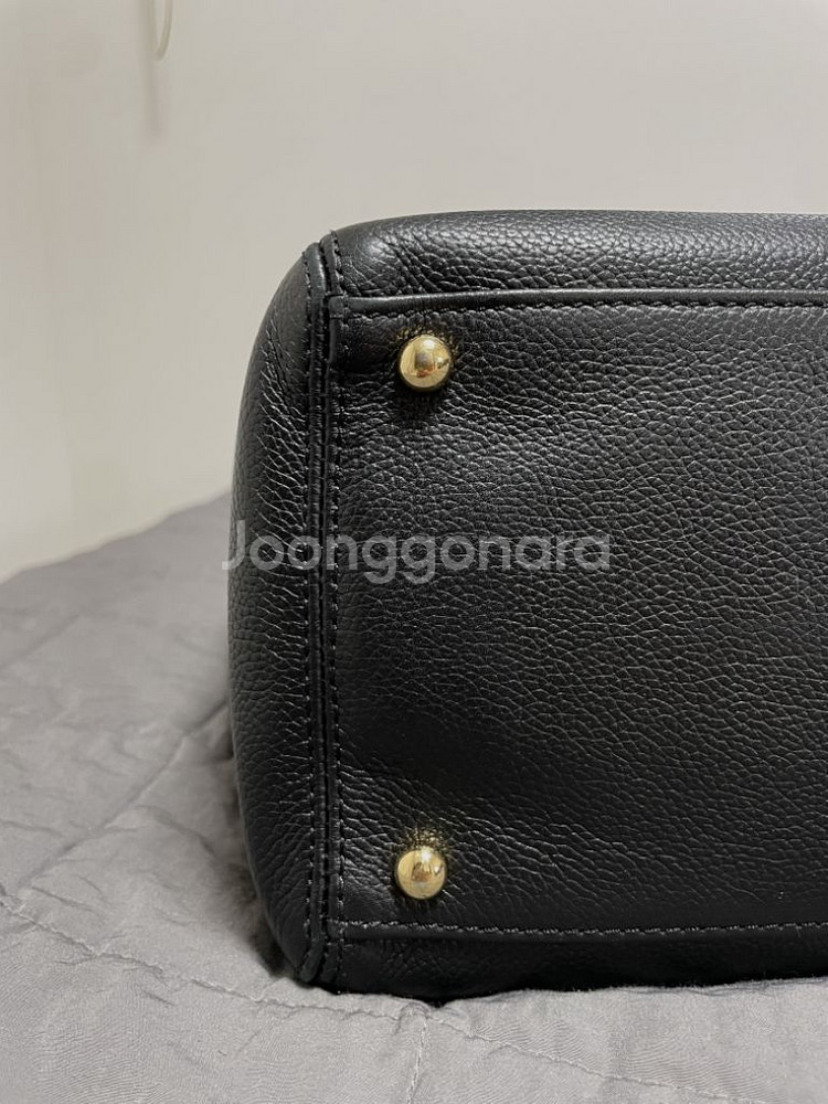 샤넬 서프백 금장 18번대--5