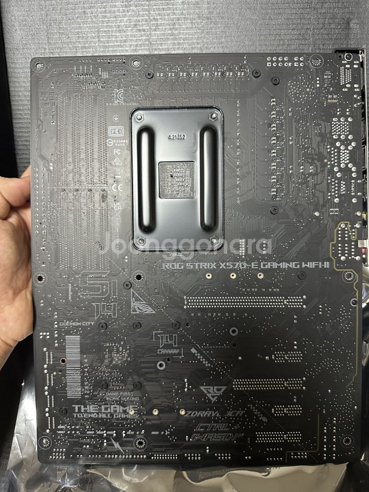 ROG STRIX X570-E GAMING wifi--4