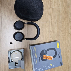 이볼브 2 75 팝니다(jabra evolve2 75)