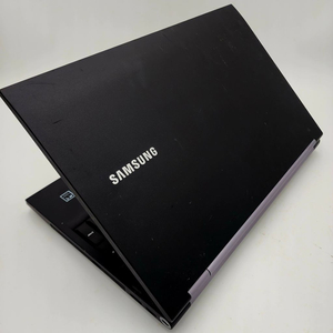 삼성15.6인치 i5 램8기가 SSD256기가 노트북