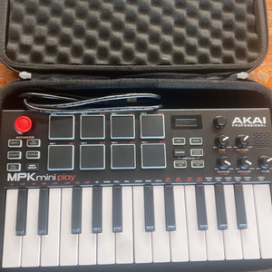 AKAI MPK mini play