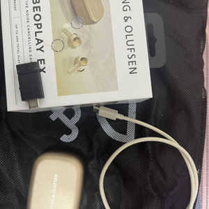 뱅앤올룹슨 ex 골드색 판매합니다 beoplay ex