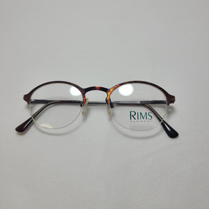 RIMS 우드 디자인 안경 입니다