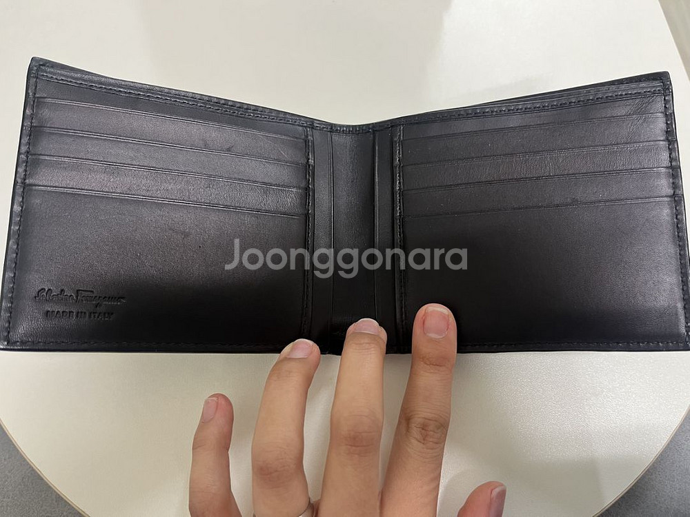 남자 페라가모 지갑 풀박스--1