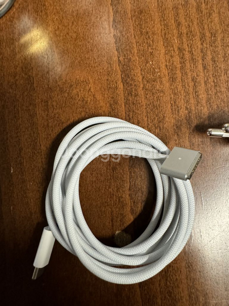 맥북 프로 맥스 m1 m2 정품 케이블 및 충전기--1