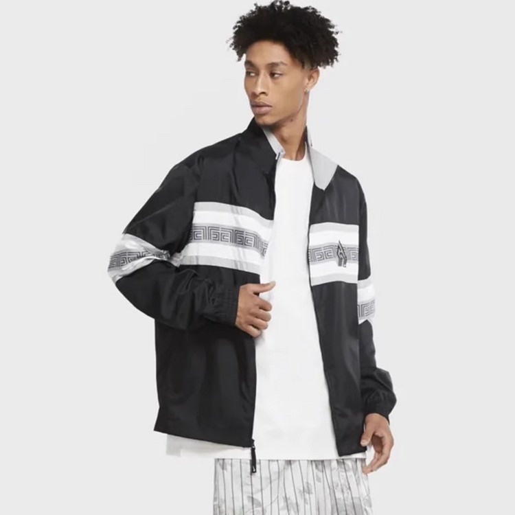 (새상품)나이키 야니스 트랙 오버핏 집업 자켓 M사이즈--2