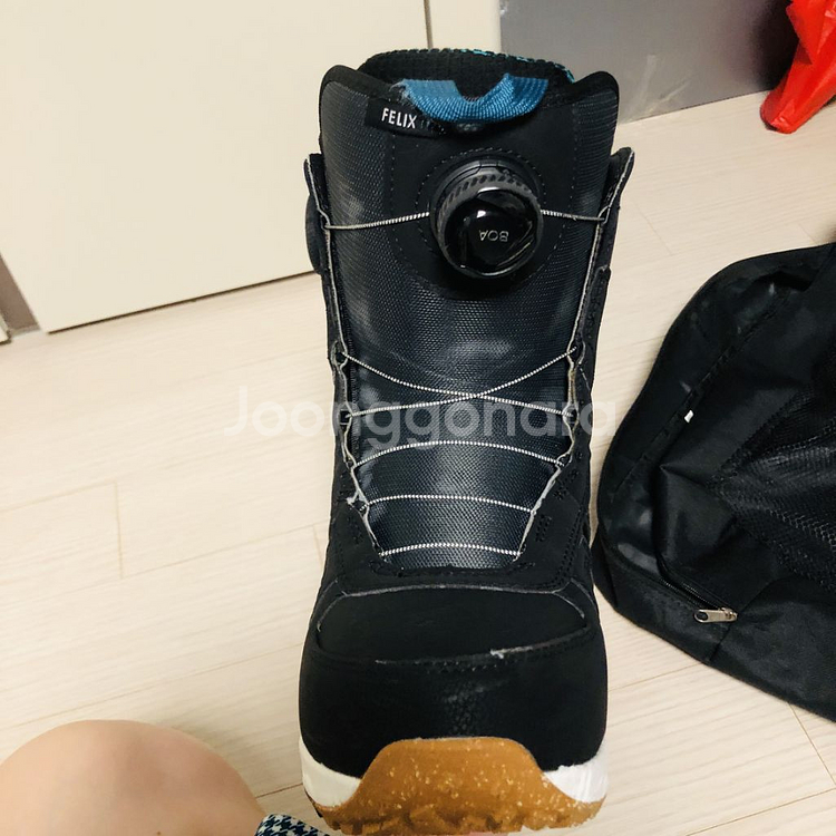 버튼펠릭스 부츠 235--2