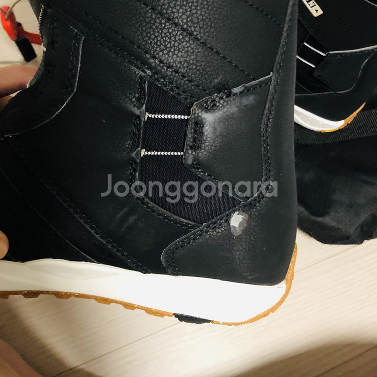 버튼펠릭스 부츠 235--6