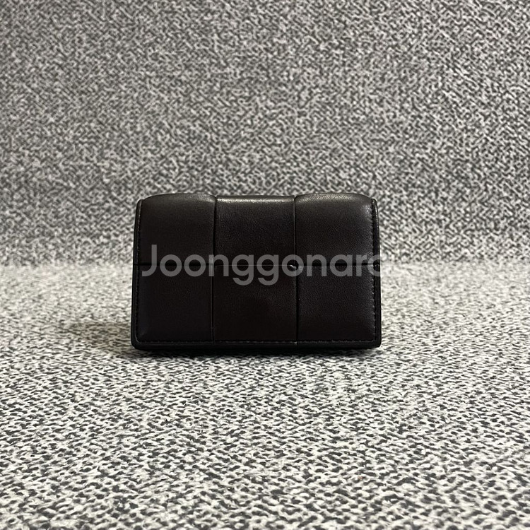 보테가베네타 맥시 인트레치아토 플랩 카드지갑 폰덴테--0