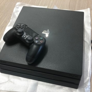 PS4 플스 PRO 7218B 블랙 팔아요 ~ 부산