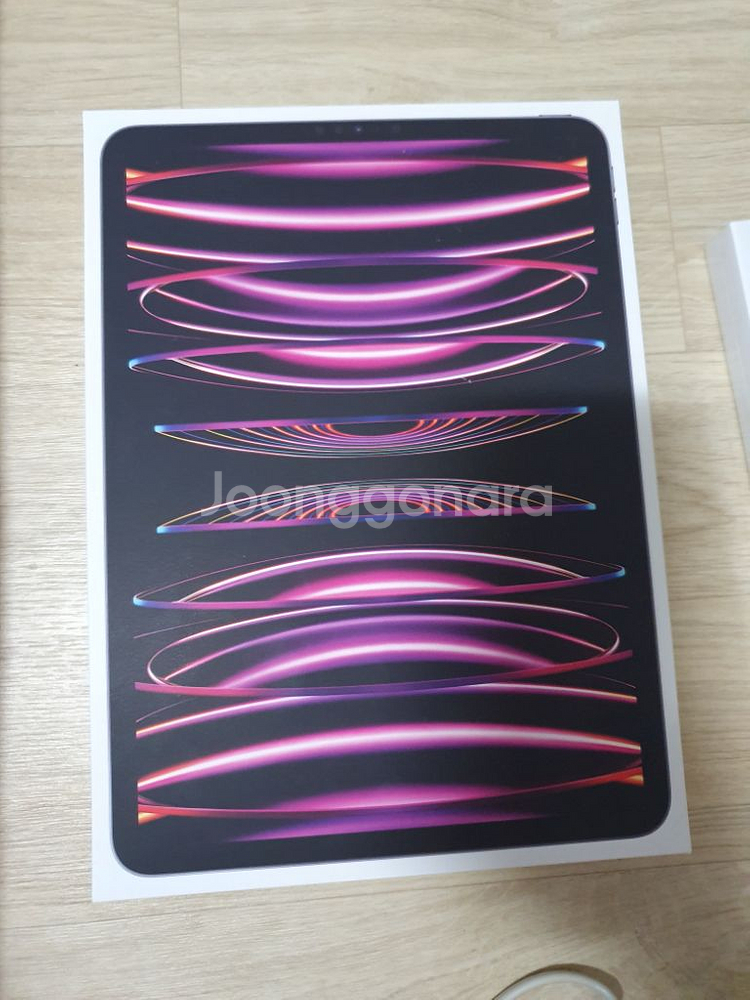 아이패드11프로 4세대 m2칩 128기가 팝니다--0