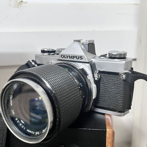 올림푸스 OM-1