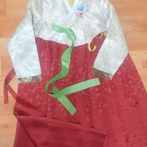 여성한복