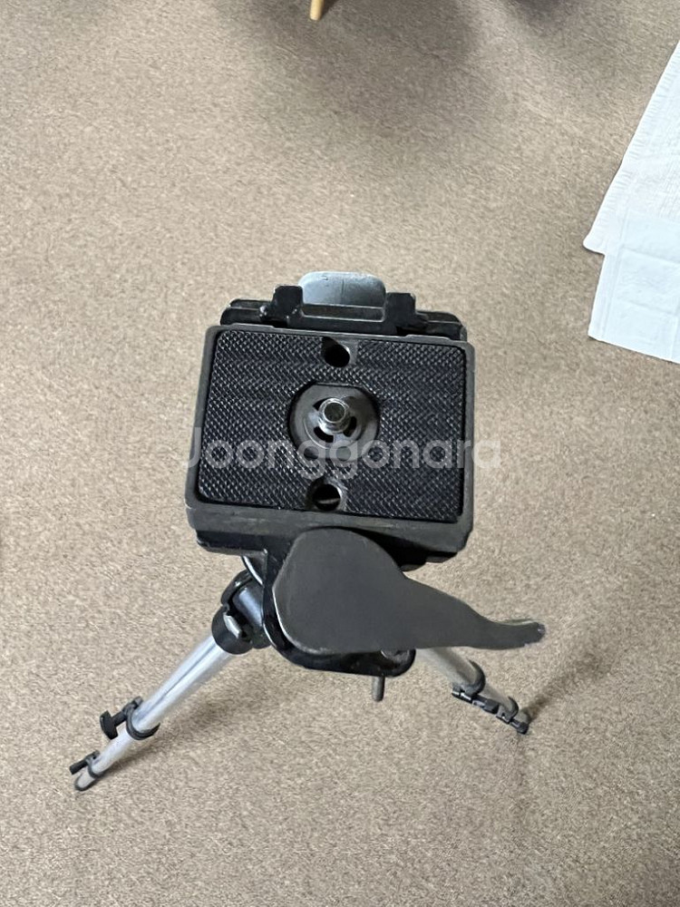 맨프로토 삼각대와 카메라 거치대--4