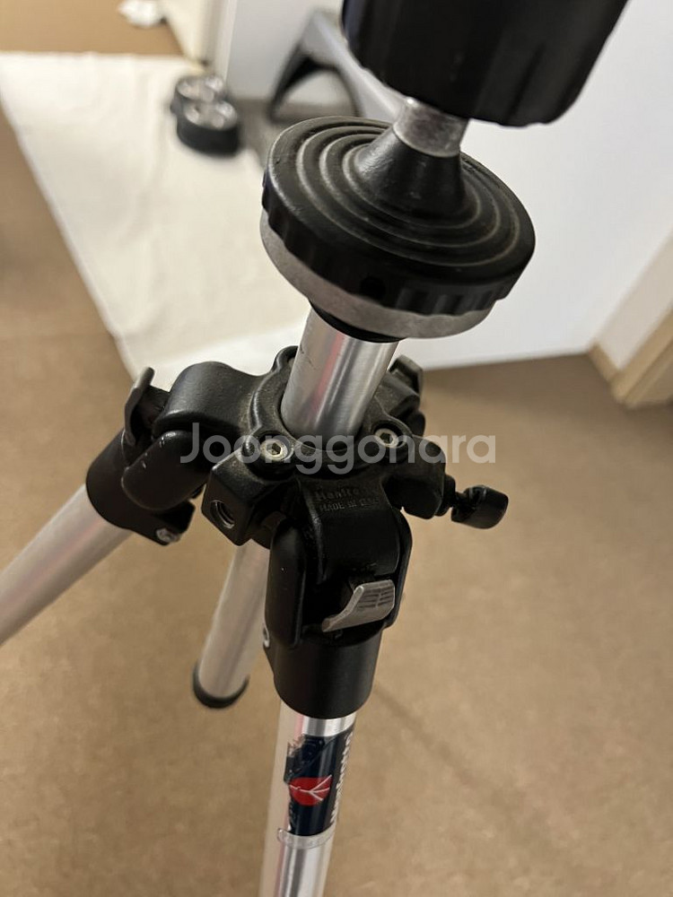 맨프로토 삼각대와 카메라 거치대--5