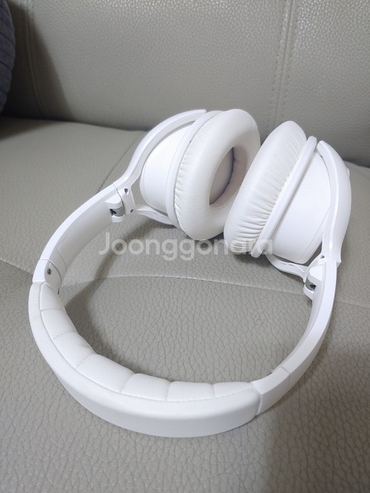 아이리버 블루투스 무선 헤드셋 (노이즈캔슬링)--2