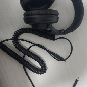 슈어 SRH-440 모니터링 헤드폰 판매