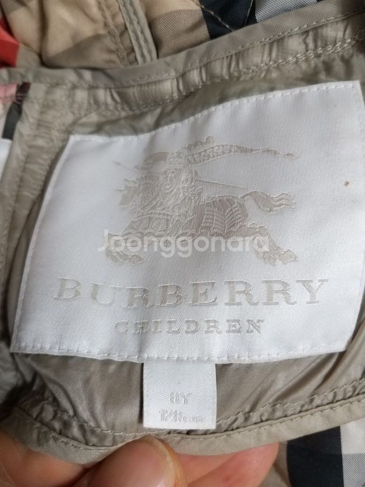명품 여아동 버버리 누빔자켓 (8Y123)--5