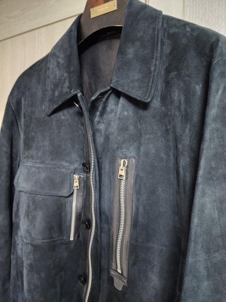 톰포드 네이비 플랩 포켓 스웨이드 집업 자켓--1