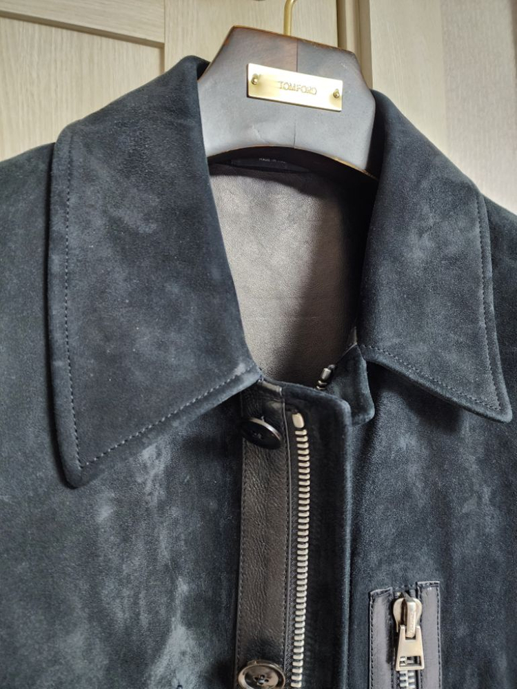 톰포드 네이비 플랩 포켓 스웨이드 집업 자켓--2