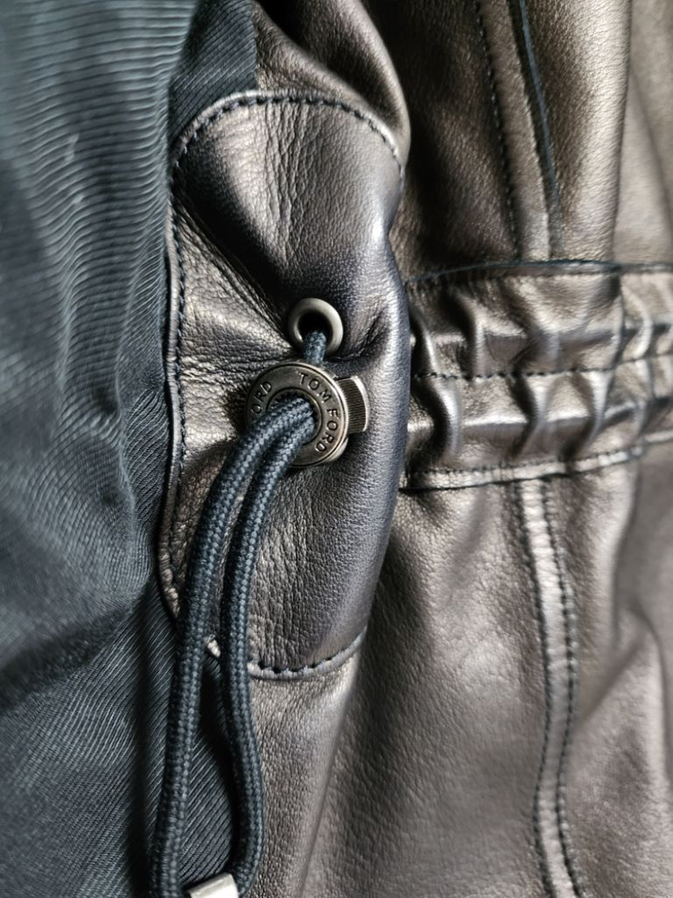 톰포드 네이비 플랩 포켓 스웨이드 집업 자켓--6