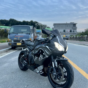 혼다 CBR1000RR 08년식 레드불 토치머플러